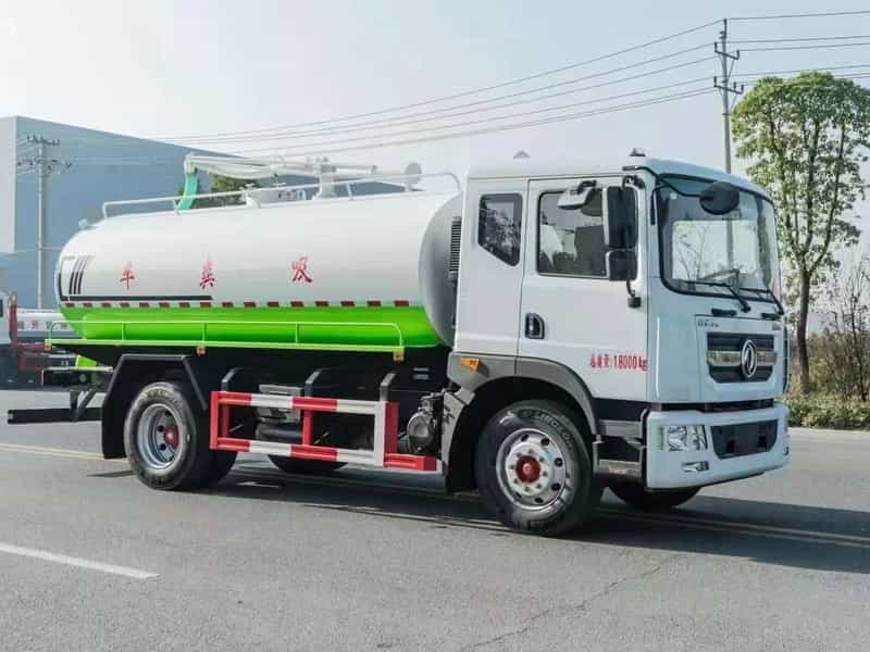 东风D9  10-12吸粪车